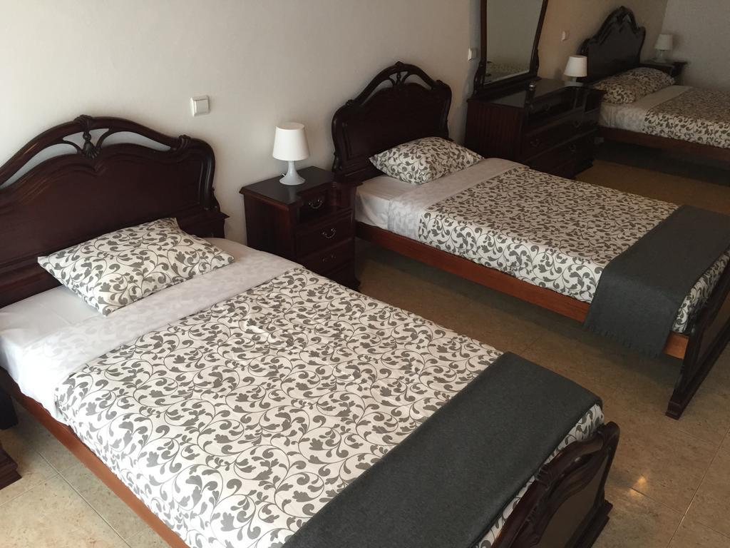 منزل الضيف ساو مارتينهو دو بورتو  في Granada Holidays المظهر الخارجي الصورة